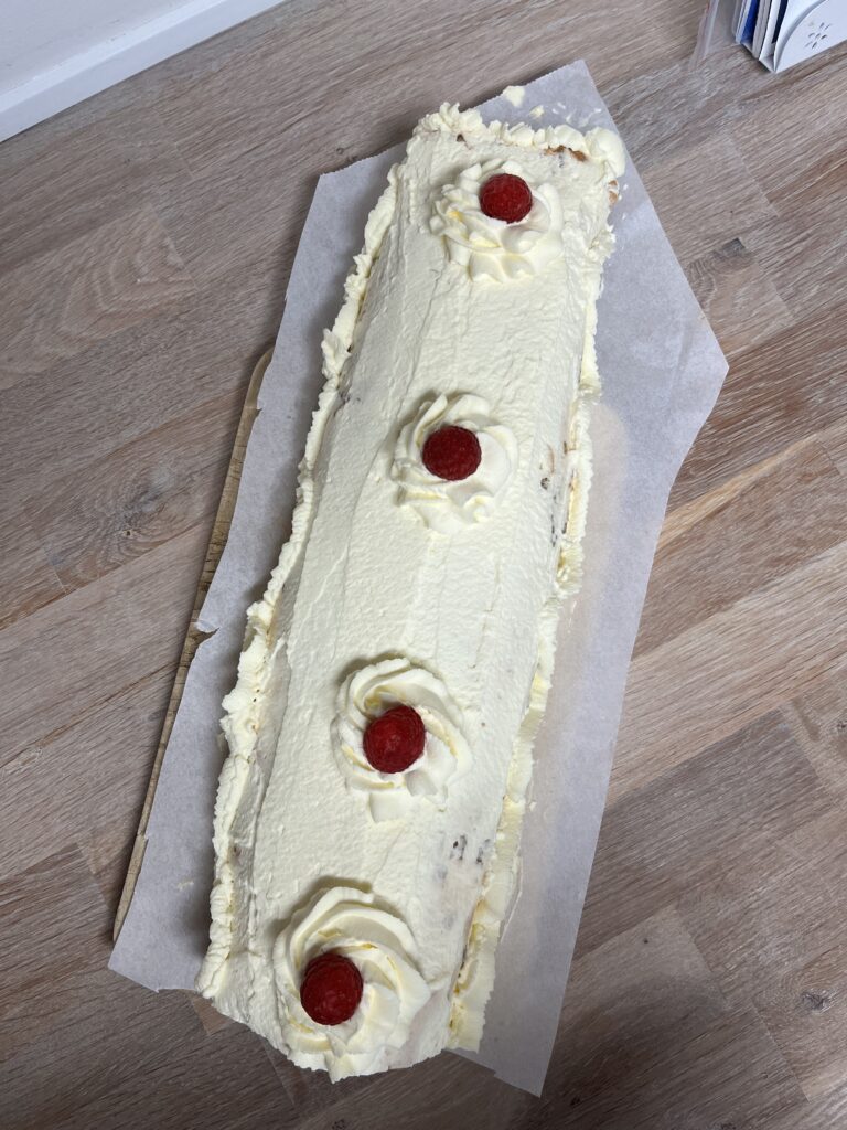 pavlova roulade æggehvider i overskud 